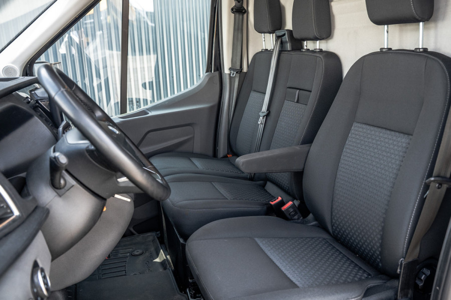 Ford Transit 2.0 EcoBlue L3H2 | 170 PK | Automaat | Trekhaak 3.5T | 1e Eigenaar | 360° Camera | Carplay | PDC | Trekhaak