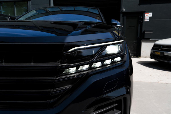 Volkswagen Touareg 3.0 TSi 4MOTION R | Panorama| Dynaudio | 360 Camera | Nachtzicht | Trekhaak | HUD