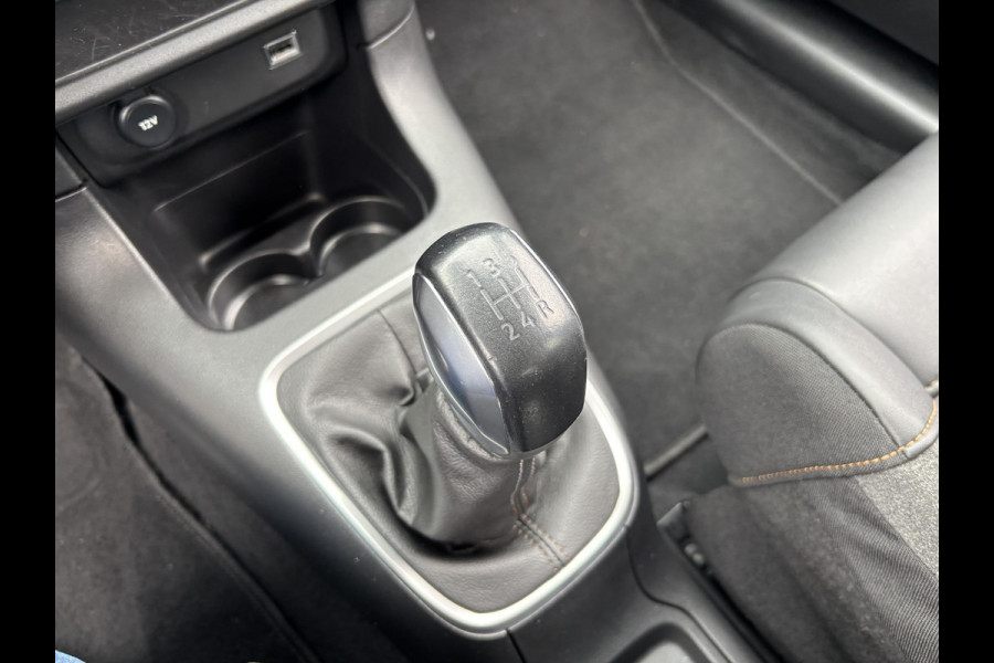 Citroën C3 1.2 PureTech Feel Edition | Comfort stoelen! | Rijklaar incl 12 maanden BOVAG garantie! |