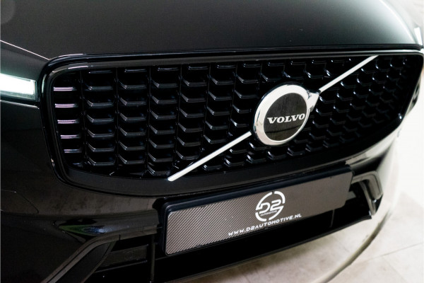 Volvo XC60 2.0 T6 Plug-in hybrid AWD Plus Dark Long Range 350PK | Harman/Kardon | Sportstoelen | LED | Pano | 12 MND Garantie