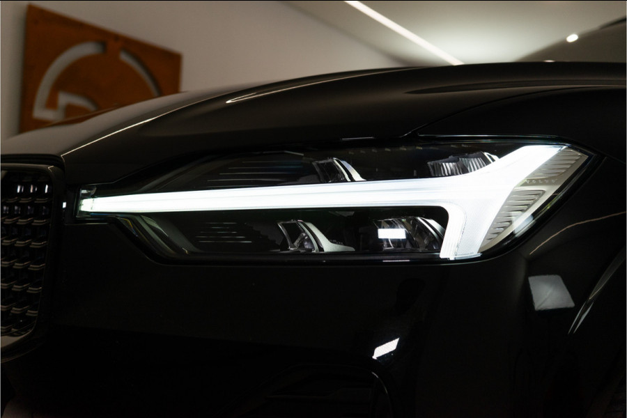 Volvo XC60 2.0 T6 Plug-in hybrid AWD Plus Dark Long Range 350PK | Harman/Kardon | Sportstoelen | LED | Pano | 12 MND Garantie