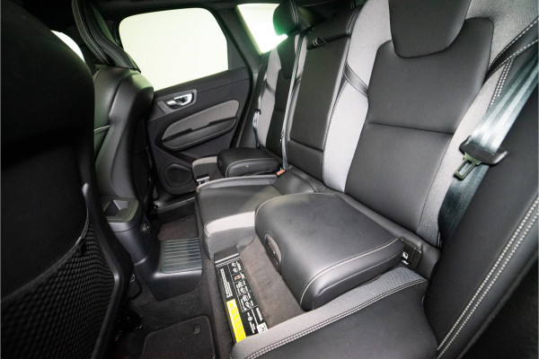 Volvo XC60 2.0 T6 Plug-in hybrid AWD Plus Dark Long Range 350PK | Harman/Kardon | Sportstoelen | LED | Pano | 12 MND Garantie
