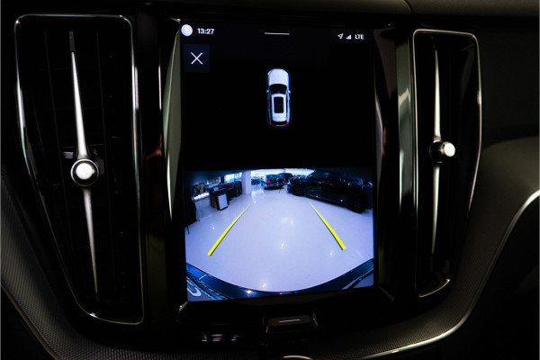 Volvo XC60 2.0 T6 Plug-in hybrid AWD Plus Dark Long Range 350PK | Harman/Kardon | Sportstoelen | LED | Pano | 12 MND Garantie