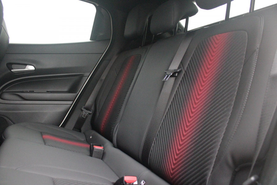 Alfa Romeo junior 1.2 145PK AUTOMAAT Hybrid IBRIDA SPECIALE | PANORAMA SCHUIF/KANTEL DAK | AFNEEMBARE TREKHAAK | TECHNO PACK: LED MATRIX KOPLAMPEN/AUTOMATISCH DIMMENDE BINNENSPIEGEL/DRAADLOZE TELEFOONLADER/ELEKTRISCH VERSTELBARE EN VERWARMBARE ZIJSPIEGELS MET DODEHOEK DETECTIE, ELEKTRISCH INKLAPBAAR/NAVIGATIE/HANDS-FREE ACHTERKLEP/KEYLESS ENTRY/USB TYPE C/ADAPTIVE CRUISE CONTROL MET LANE CENTERING EN FILE-ASSISTENT/ACHTERUITRIJ CAMERA MET DYNAMISCHE RIJLIJNEN/AUDIOSYSTEEM MET 6 SPEAKERS | PREMIUM PACK: "SPIGA" STOFFEN/ECOLEDER BEKLEDING MET RODE ACCENTEN - 6-VOUDIG ELEKTRISCH VERSTELBAR