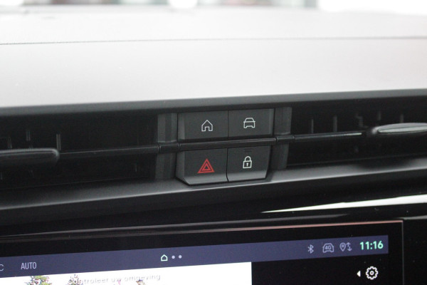 Alfa Romeo junior 1.2 145PK AUTOMAAT Hybrid IBRIDA SPECIALE | PANORAMA SCHUIF/KANTEL DAK | AFNEEMBARE TREKHAAK | TECHNO PACK: LED MATRIX KOPLAMPEN/AUTOMATISCH DIMMENDE BINNENSPIEGEL/DRAADLOZE TELEFOONLADER/ELEKTRISCH VERSTELBARE EN VERWARMBARE ZIJSPIEGELS MET DODEHOEK DETECTIE, ELEKTRISCH INKLAPBAAR/NAVIGATIE/HANDS-FREE ACHTERKLEP/KEYLESS ENTRY/USB TYPE C/ADAPTIVE CRUISE CONTROL MET LANE CENTERING EN FILE-ASSISTENT/ACHTERUITRIJ CAMERA MET DYNAMISCHE RIJLIJNEN/AUDIOSYSTEEM MET 6 SPEAKERS | PREMIUM PACK: "SPIGA" STOFFEN/ECOLEDER BEKLEDING MET RODE ACCENTEN - 6-VOUDIG ELEKTRISCH VERSTELBAR
