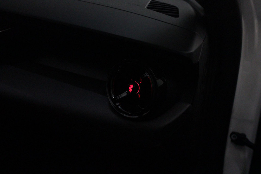 Alfa Romeo junior 1.2 145PK AUTOMAAT Hybrid IBRIDA SPECIALE | PANORAMA SCHUIF/KANTEL DAK | AFNEEMBARE TREKHAAK | TECHNO PACK: LED MATRIX KOPLAMPEN/AUTOMATISCH DIMMENDE BINNENSPIEGEL/DRAADLOZE TELEFOONLADER/ELEKTRISCH VERSTELBARE EN VERWARMBARE ZIJSPIEGELS MET DODEHOEK DETECTIE, ELEKTRISCH INKLAPBAAR/NAVIGATIE/HANDS-FREE ACHTERKLEP/KEYLESS ENTRY/USB TYPE C/ADAPTIVE CRUISE CONTROL MET LANE CENTERING EN FILE-ASSISTENT/ACHTERUITRIJ CAMERA MET DYNAMISCHE RIJLIJNEN/AUDIOSYSTEEM MET 6 SPEAKERS | PREMIUM PACK: "SPIGA" STOFFEN/ECOLEDER BEKLEDING MET RODE ACCENTEN - 6-VOUDIG ELEKTRISCH VERSTELBAR