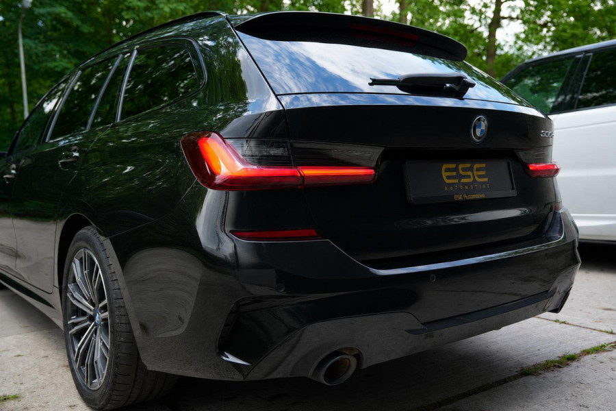 BMW 3 Serie Touring 330e M-Sport | Pano | Trekhaak | 360 camera