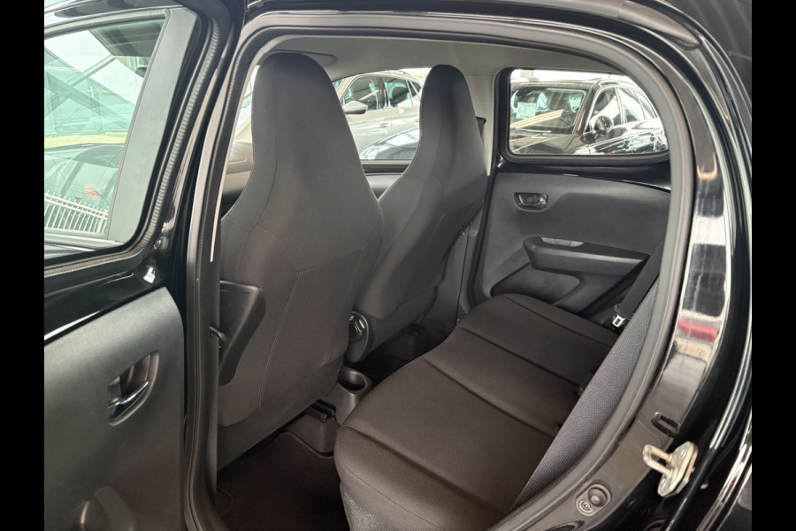 Peugeot 108 1.0 e-VTi Allure 5-drs. KEYLESS/CAMERA/CLIMA/CARPLAY/LIMITER