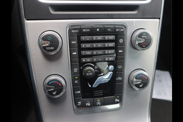 Volvo S60 2.0 T3 Nordic+ Navi / Afn Trekh / Elekramen / Cruise / Handgeschakeld 6 versn / Dealer onderhouden