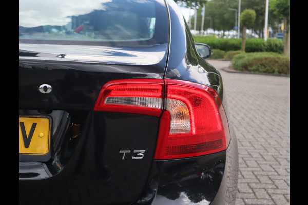 Volvo S60 2.0 T3 Nordic+ Navi / Afn Trekh / Elekramen / Cruise / Handgeschakeld 6 versn / Dealer onderhouden