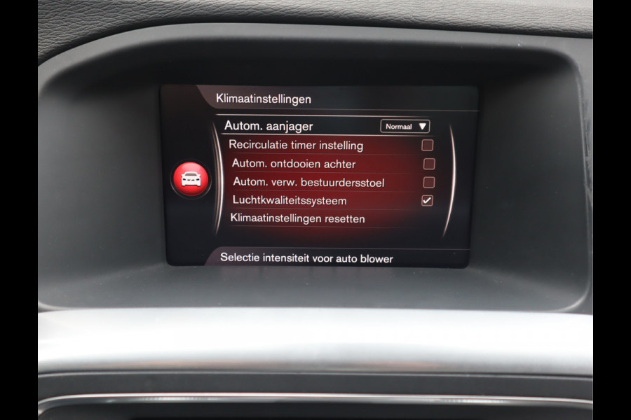 Volvo S60 2.0 T3 Nordic+ Navi / Afn Trekh / Elekramen / Cruise / Handgeschakeld 6 versn / Dealer onderhouden