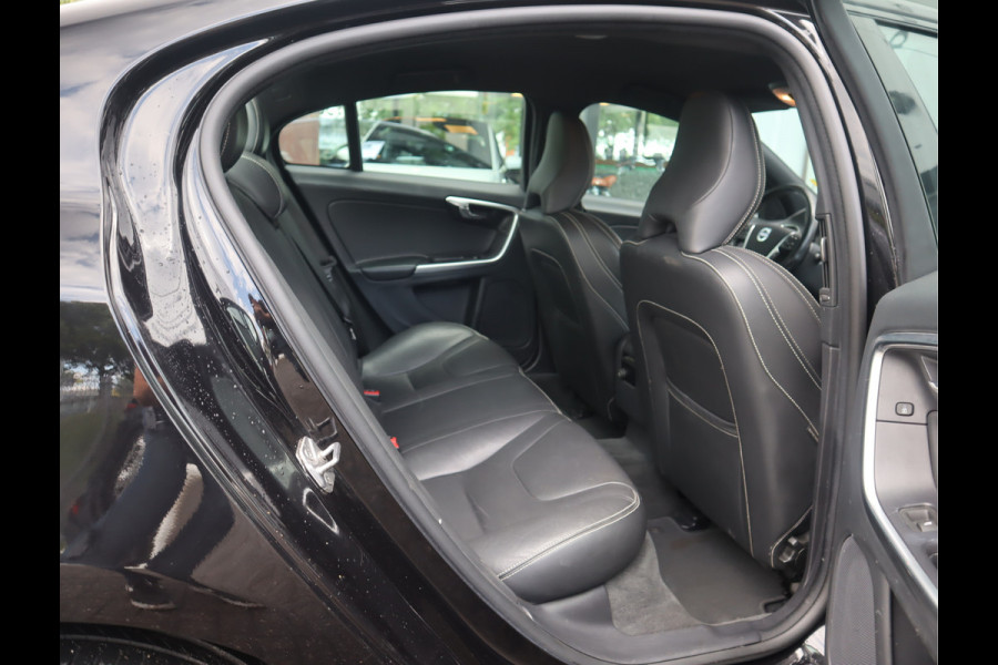 Volvo S60 2.0 T3 Nordic+ Navi / Afn Trekh / Elekramen / Cruise / Handgeschakeld 6 versn / Dealer onderhouden