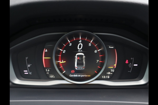 Volvo S60 2.0 T3 Nordic+ Navi / Afn Trekh / Elekramen / Cruise / Handgeschakeld 6 versn / Dealer onderhouden