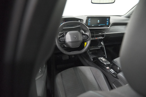 Peugeot 2008 PureTech 130 EAT8 Allure Pack | Camera | Apple CarPlay | Parkeersensoren