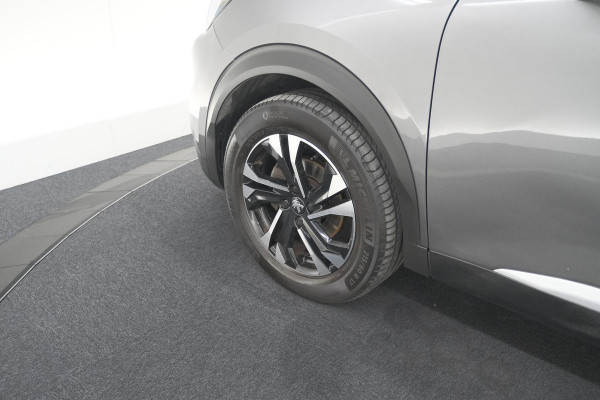 Peugeot 2008 PureTech 130 EAT8 Allure Pack | Camera | Apple CarPlay | Parkeersensoren