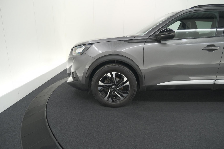 Peugeot 2008 PureTech 130 EAT8 Allure Pack | Camera | Apple CarPlay | Parkeersensoren