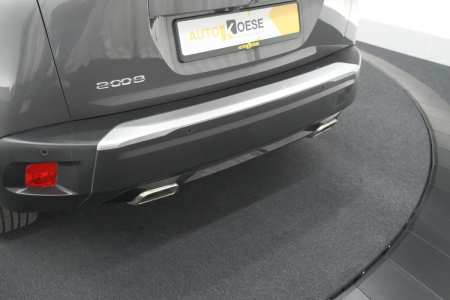 Peugeot 2008 PureTech 130 EAT8 Allure Pack | Camera | Apple CarPlay | Parkeersensoren