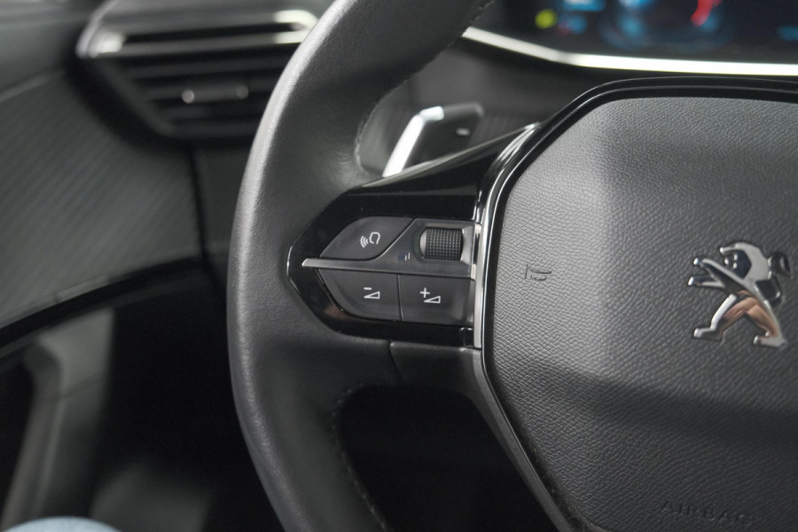 Peugeot 2008 PureTech 130 EAT8 Allure Pack | Camera | Apple CarPlay | Parkeersensoren