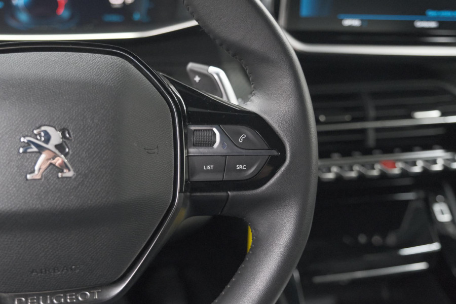 Peugeot 2008 PureTech 130 EAT8 Allure Pack | Camera | Apple CarPlay | Parkeersensoren