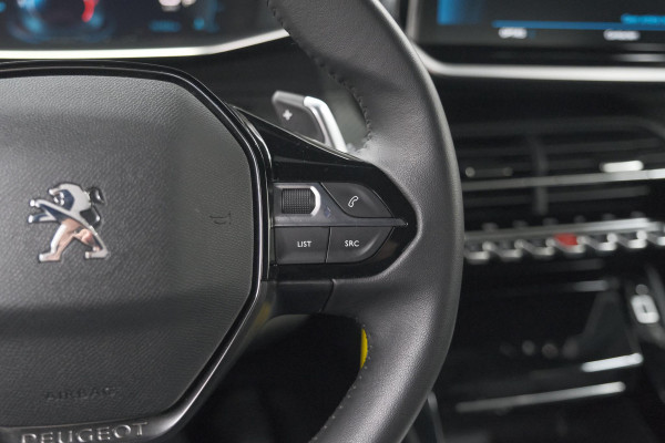 Peugeot 2008 PureTech 130 EAT8 Allure Pack | Camera | Apple CarPlay | Parkeersensoren