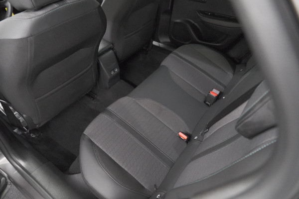 Peugeot 2008 PureTech 130 EAT8 Allure Pack | Camera | Apple CarPlay | Parkeersensoren