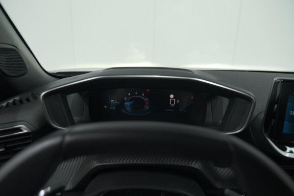 Peugeot 2008 PureTech 130 EAT8 Allure Pack | Camera | Apple CarPlay | Parkeersensoren