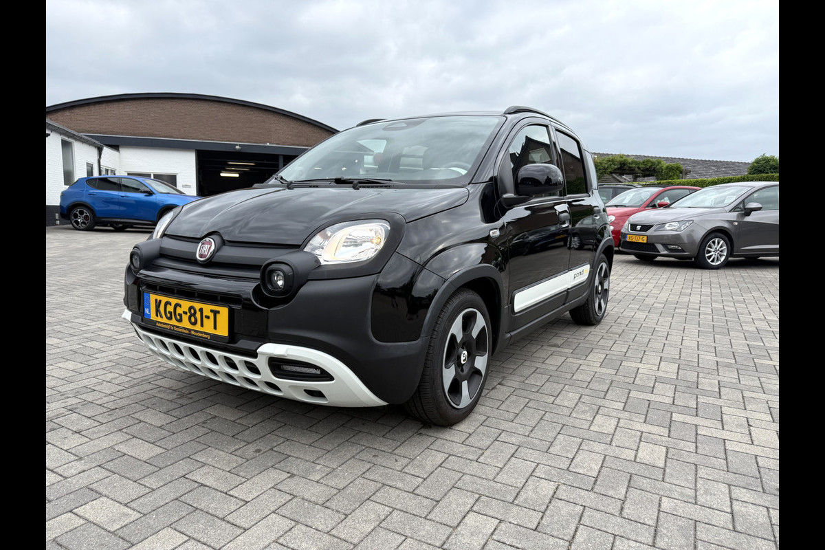 Fiat Panda Cross 1.0 Hybrid Pandina