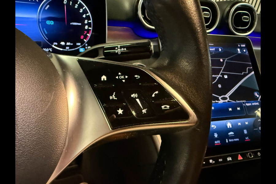 Mercedes-Benz C-Klasse 300e Avantgarde-SOH 99%-PANORAMA-CAMERA-DODE HOEK-APPLE CARPLAY-COMPLEET