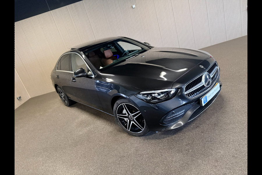 Mercedes-Benz C-Klasse 300e Avantgarde-SOH 99%-PANORAMA-CAMERA-DODE HOEK-APPLE CARPLAY-COMPLEET