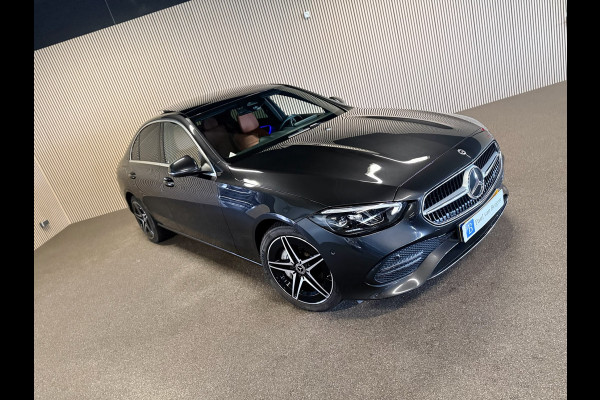 Mercedes-Benz C-Klasse 300e Avantgarde-SOH 99%-PANORAMA-CAMERA-DODE HOEK-APPLE CARPLAY-COMPLEET