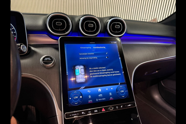 Mercedes-Benz C-Klasse 300e Avantgarde-SOH 99%-PANORAMA-CAMERA-DODE HOEK-APPLE CARPLAY-COMPLEET