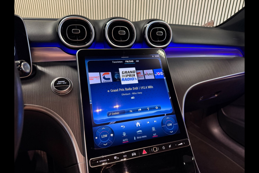 Mercedes-Benz C-Klasse 300e Avantgarde-SOH 99%-PANORAMA-CAMERA-DODE HOEK-APPLE CARPLAY-COMPLEET
