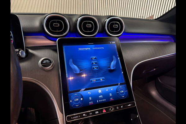 Mercedes-Benz C-Klasse 300e Avantgarde-SOH 99%-PANORAMA-CAMERA-DODE HOEK-APPLE CARPLAY-COMPLEET