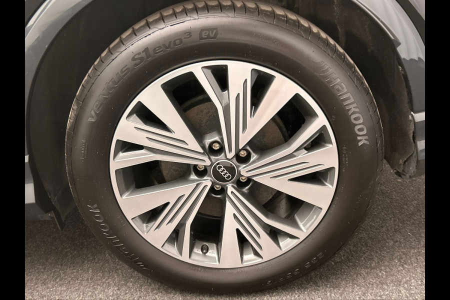 Audi Q4 e-tron 50 quattro Advanced edition 77 kWh | Trekhaak | Head-Up | 93,77 % SOH| Stoelverwarming | Adaptieve Cruise/Control |