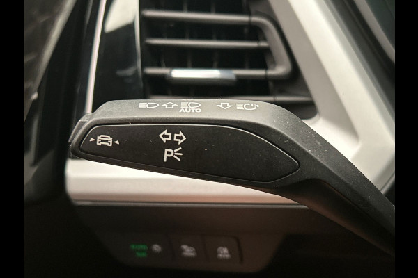 Audi Q4 e-tron 50 quattro Advanced edition 77 kWh | Trekhaak | Head-Up | 93,77 % SOH| Stoelverwarming | Adaptieve Cruise/Control |