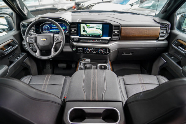 Chevrolet Silverado High Country | Stoelverkoeling | Head Up Display | 360 Camera | Bose | Panorama dak | Memory | Apple Carplay