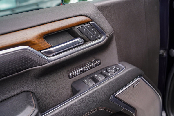 Chevrolet Silverado High Country | Stoelverkoeling | Head Up Display | 360 Camera | Bose | Panorama dak | Memory | Apple Carplay