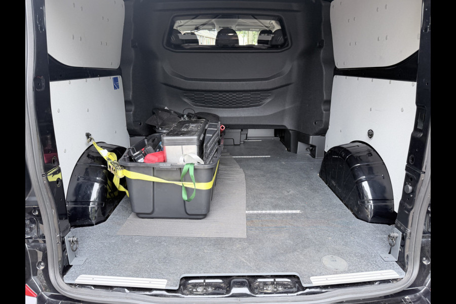 Ford Transit Custom 320 2.0 TDCI L2H1 Dubbel cabine Black Edition 19 inch, Stoelverwarming, Carplay, etc Snoeks Luxe dubbele cabine met alle opties