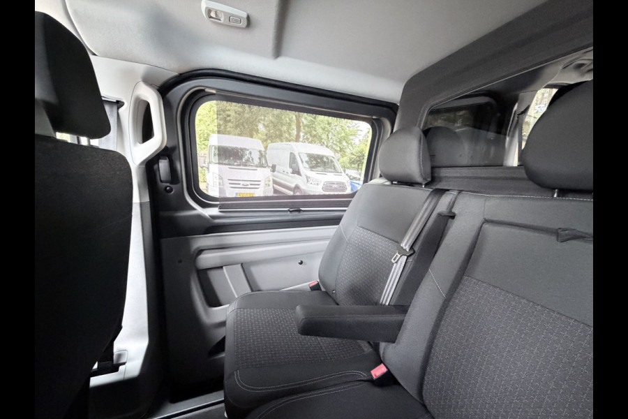 Ford Transit Custom 320 2.0 TDCI L2H1 Dubbel cabine Black Edition 19 inch, Stoelverwarming, Carplay, etc Snoeks Luxe dubbele cabine met alle opties