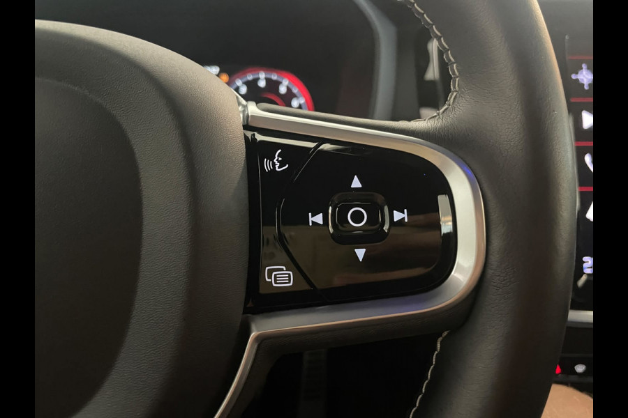 Volvo V60 2.0 B3 R-Design AUTOMAAT AIRCO NAVI CRUISE BLUETOOTH ELEK STOELEN HARMAN KARDON VELGEN CAMERA PRIVACYGLAS NETTE AUTO