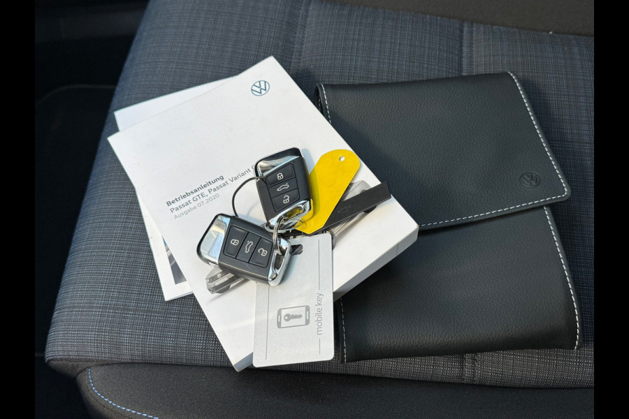 Volkswagen Passat Variant 1.4 TSI * Panoramadak * Stoelen met geheugen * Trekhaak *
