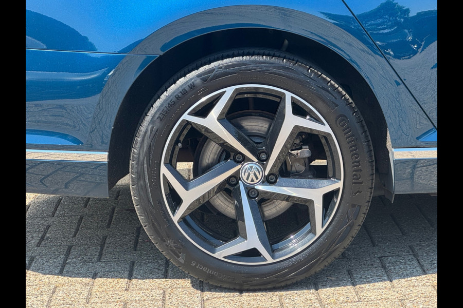 Volkswagen Passat Variant 1.4 TSI PHEV * Head-up * Panoramadak *