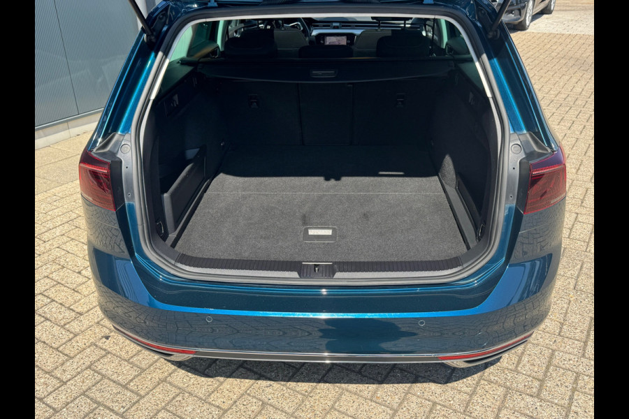 Volkswagen Passat Variant 1.4 TSI PHEV * Head-up * Panoramadak *