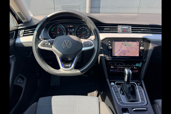 Volkswagen Passat Variant 1.4 TSI PHEV * Head-up * Panoramadak *