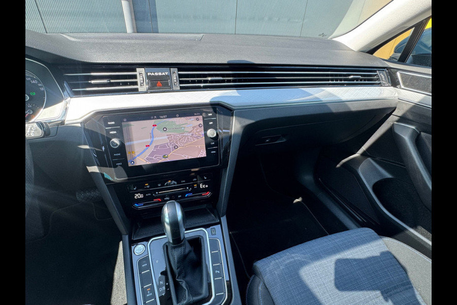 Volkswagen Passat Variant 1.4 TSI PHEV * Head-up * Panoramadak *