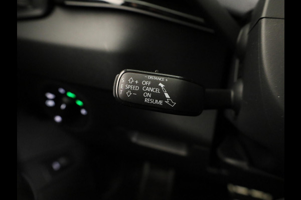 Škoda Karoq Sportline Ultimate 1.5 TSI ACT 150 pk 7 versn. DSG | Wegklapbare Trekhaak | Travel Assist Pakket Plus | Virual Pedal | 19 Inch Velgen Sagitarius