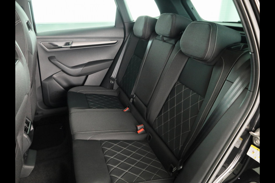 Škoda Karoq Sportline Ultimate 1.5 TSI ACT 150 pk 7 versn. DSG | Wegklapbare Trekhaak | Travel Assist Pakket Plus | Virual Pedal | 19 Inch Velgen Sagitarius