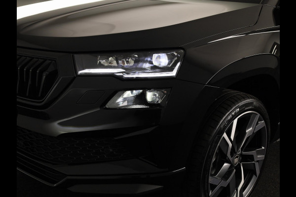 Škoda Karoq Sportline Ultimate 1.5 TSI ACT 150 pk 7 versn. DSG | Wegklapbare Trekhaak | Travel Assist Pakket Plus | Virual Pedal | 19 Inch Velgen Sagitarius