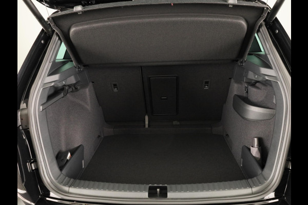Škoda Karoq Sportline Ultimate 1.5 TSI ACT 150 pk 7 versn. DSG | Wegklapbare Trekhaak | Travel Assist Pakket Plus | Virual Pedal | 19 Inch Velgen Sagitarius