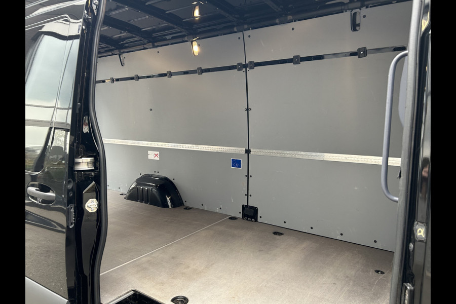 Mercedes-Benz Sprinter 317 CDI L3 H2 Pro / 3500KG Trekhaak / MBUX / Navigatie / Cruise control / Airco / 270 Graden achterdeuren